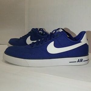 royal blue and white nike shoes